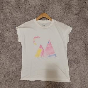 Zyia White Hendrix Mountain Tee Size M